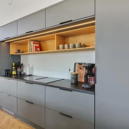 Esme - 400m From The Sea By Interhome